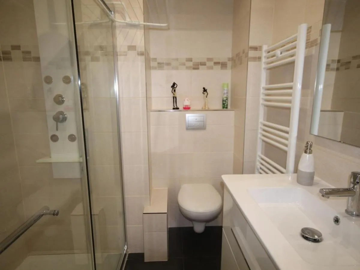 Magnifique T2 Avec Wifi En Centre, 1 Chambre, 3 Etoiles - Fr-1-608-85 Le Mont-Dore 0*,  França